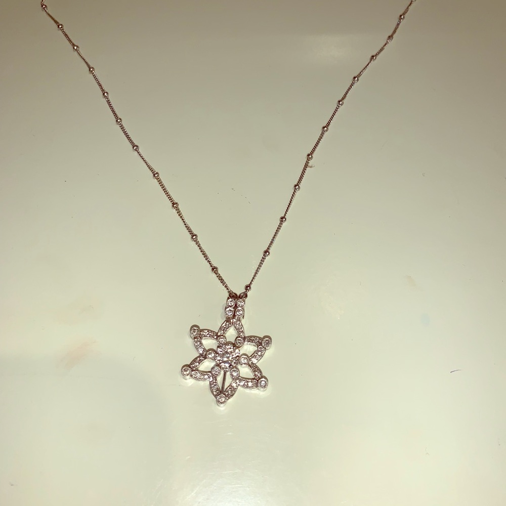 Beautiful DIAMOND magnetic necklace!!!!!